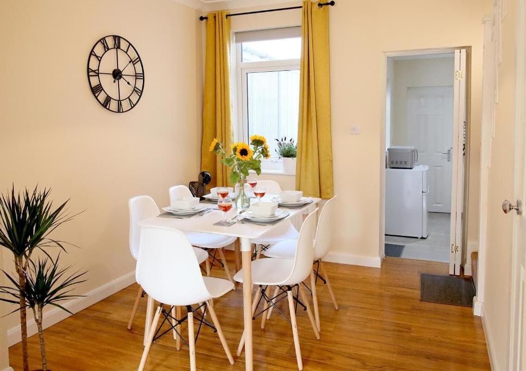 Stylish Norwich Stay Near Cathedral With Parking Exterior foto